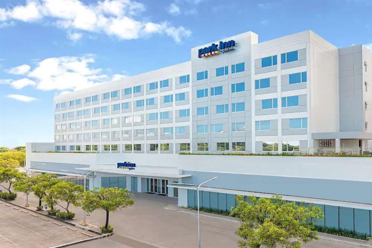 Park Inn By Radisson Bacolod Bagian luar foto