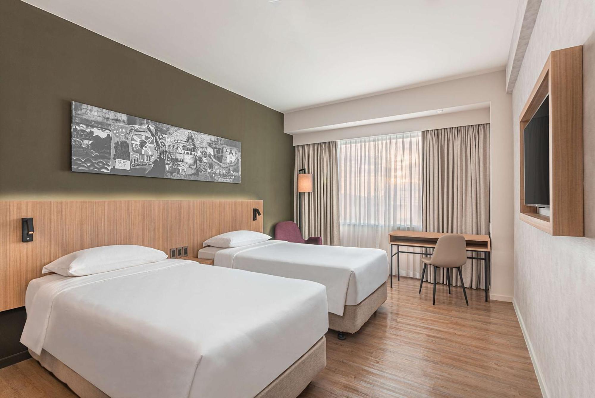 Park Inn By Radisson Bacolod Bagian luar foto